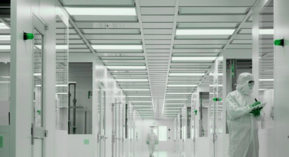 How to Maintain Cleanroom Ceiling Panels