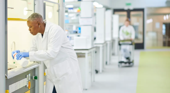 The Future of Fume Hoods in Research Facilities