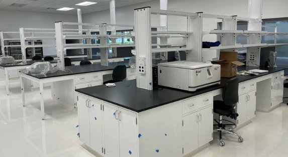 The Future of Laboratory ESD Furniture Innovations