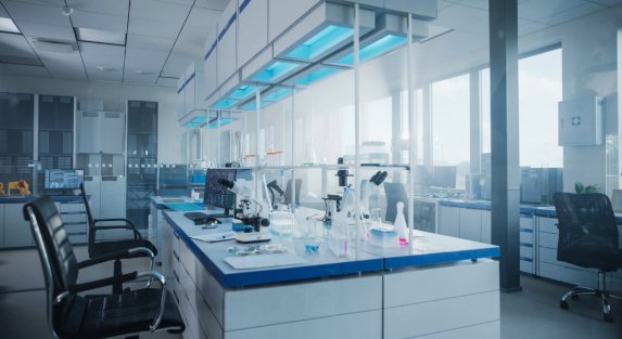 The Role of Laboratory Benches in Ensuring Safety & Efficiency